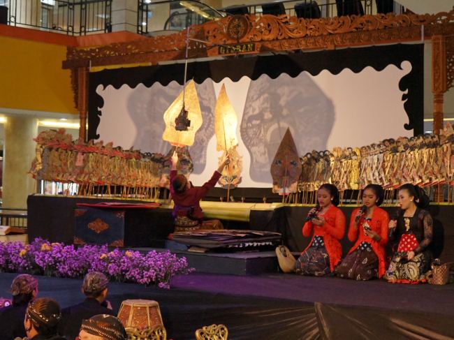 Anniversary Solo Grand Mall Ke 20 Mempersembahkan Pagelaran Wayang Kulit Dalang Cilik
